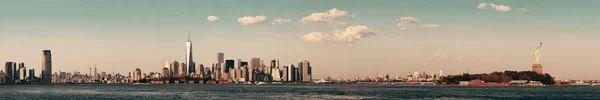 Skyline del centro di Manhattan — Foto Stock