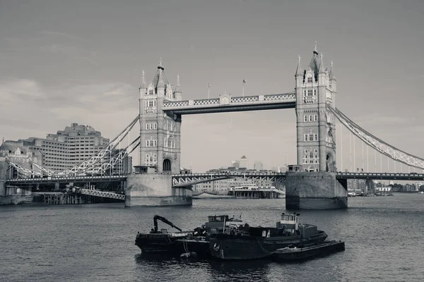 Tower Bridge w Londynie. — Zdjęcie stockowe