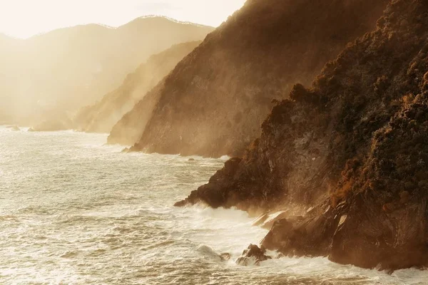 Linea costiera del Mar Mediterraneo — Foto Stock