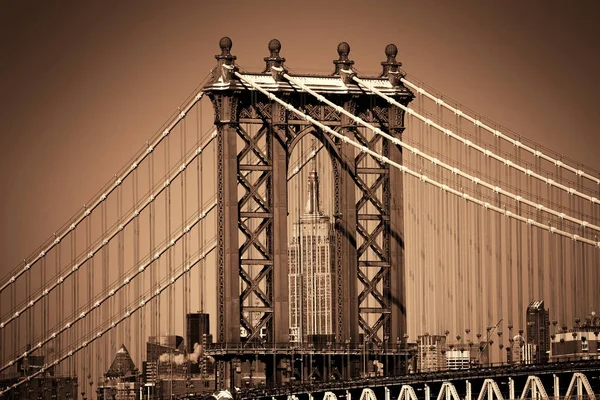 Ponte Manhattan e centro da cidade — Fotografia de Stock