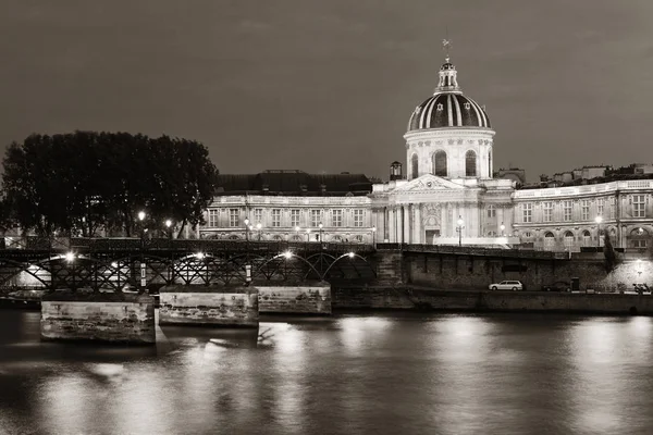 River Seine στο Παρίσι — Φωτογραφία Αρχείου