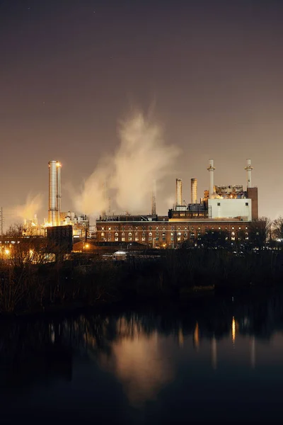 Factory with chimney at night — Stock Photo, Image