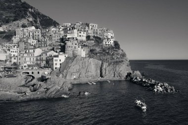 Manarola Cinque Terre binalarda ile