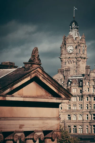 Balmoral Hotel çan kulesi — Stok fotoğraf