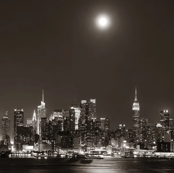 Mondaufgang Manhattan — Stockfoto