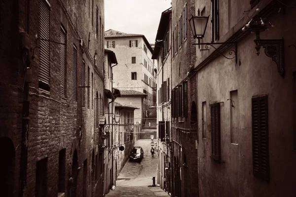 Siena vista de rua — Fotografia de Stock