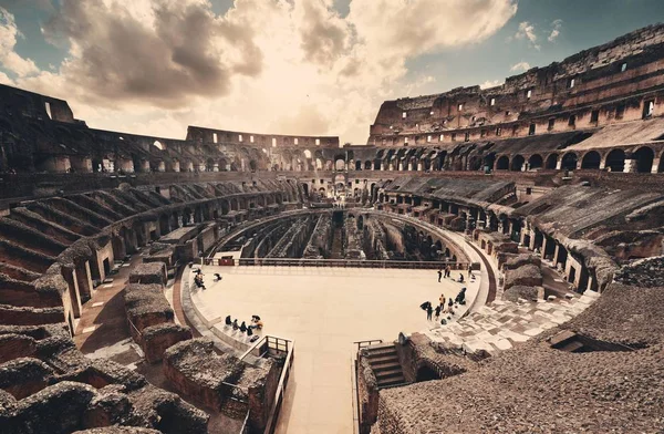 Colosseum em roma, itália. — Fotografia de Stock