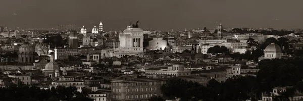 Rom skyline natt se — Stockfoto