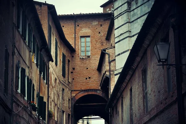 Arco de Siena calle — Foto de Stock
