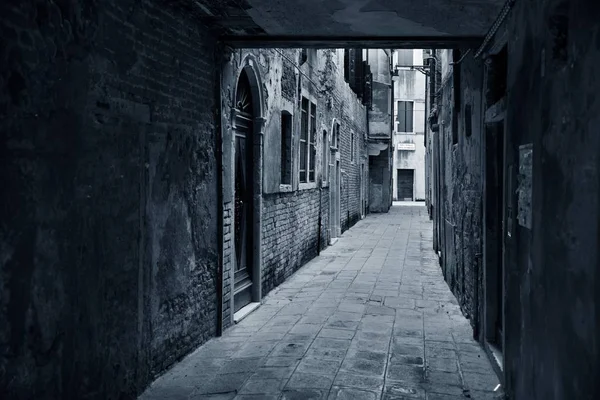 Venetië Alley weergave — Stockfoto