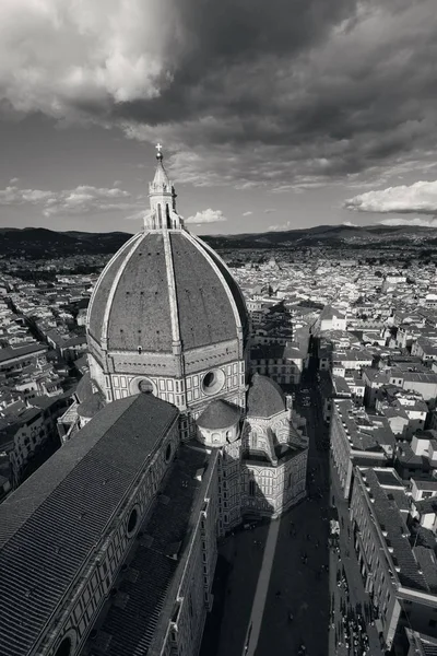 Duomo Santa Maria Del Fiore clocher vue — Photo