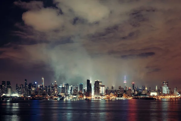 Manhattan Midtown Skyline la nuit — Photo