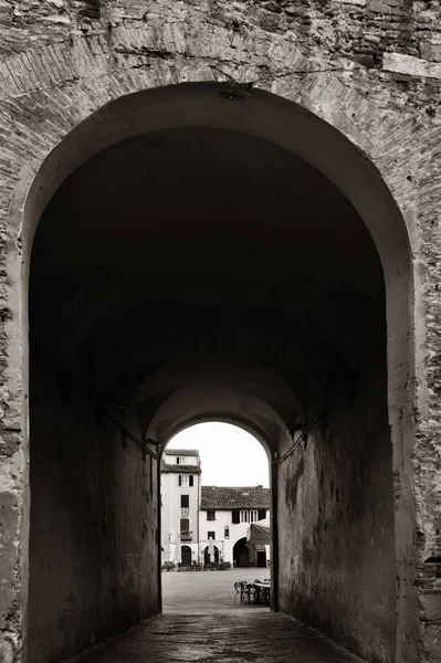 Arco di via Lucca — Foto Stock