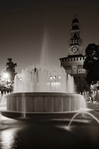 Monumento Castillo Sforza Fuente Milán Italia Por Noche — Foto de Stock