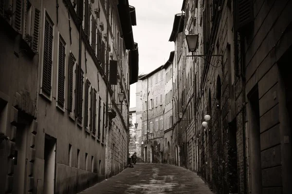 Straatzicht Met Oude Gebouwen Siena Italië — Stockfoto