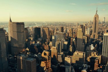 New York City gökdelenleri Çatı manzarası.