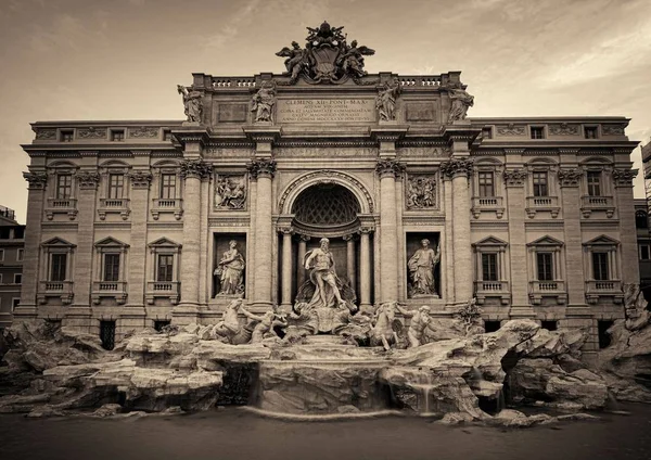 Фонтан Треви Стиле Барокко Известная Туристическая Достопримечательность Рима Италия — стоковое фото