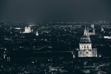Paris şehrinin gökyüzü çatısı manzaralı Napolyon 'un mezarı, Fransa.