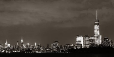 Kentsel mimarilerle New York 'ta gece vakti