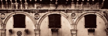 Venedik, İtalya tarihi binalar penceresinde bir panorama görünümünü.