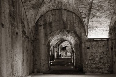 Tünel ve barikat Lucca, İtalya