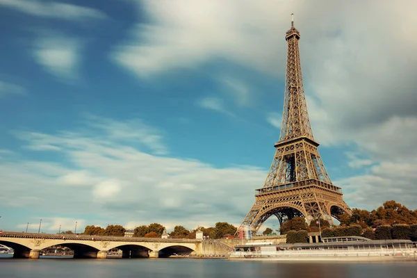 River Seine Eiffel Tower Paris Γαλλία — Φωτογραφία Αρχείου