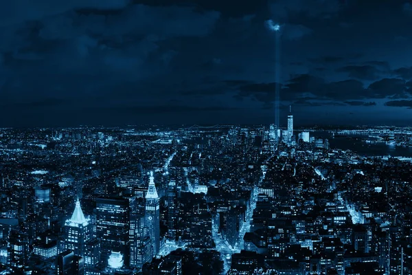 Wgląd Nocy Centrum Panoramę Nowego Jorku 911 Hołd Światło — Zdjęcie stockowe