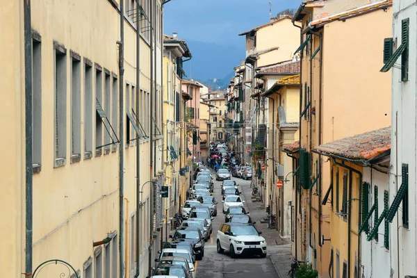 Talya Arabalı Lucca Sokak Görünümü — Stok fotoğraf