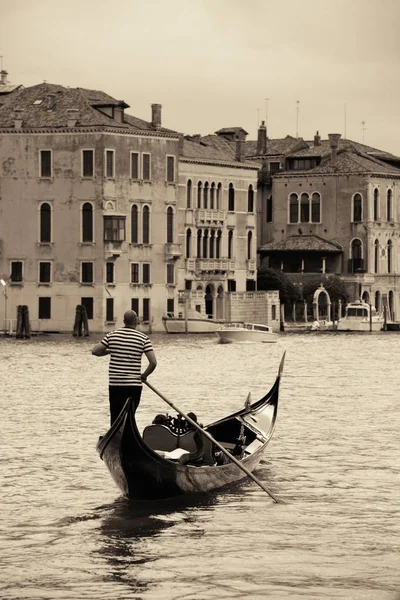 Гондола Канале Венеции Италия — стоковое фото