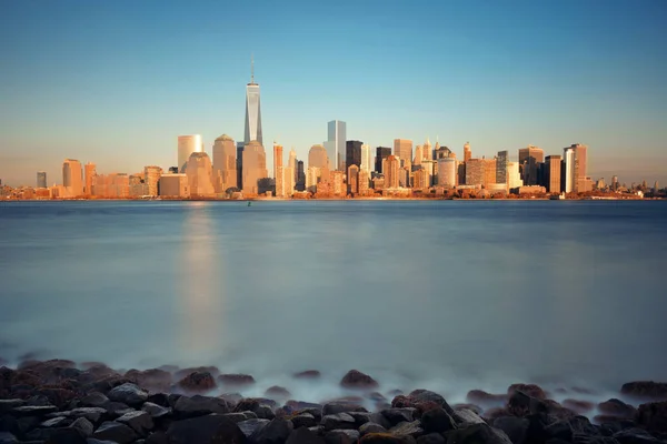 Horizonte Nova York Com Arranha Céus Sobre Rio Hudson Pôr — Fotografia de Stock