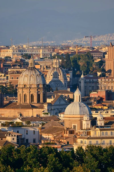 Roma vista sul tetto — Foto Stock