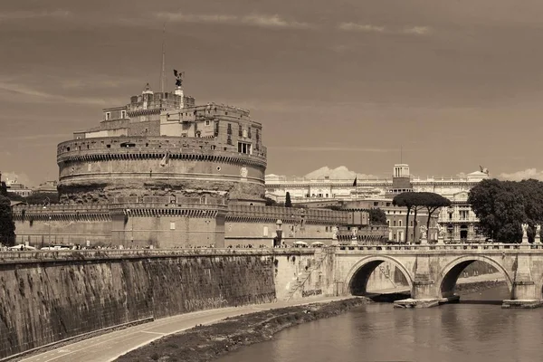 Castel Sant Angelo Italia Roma Puente Sobre Río Tíber —  Fotos de Stock