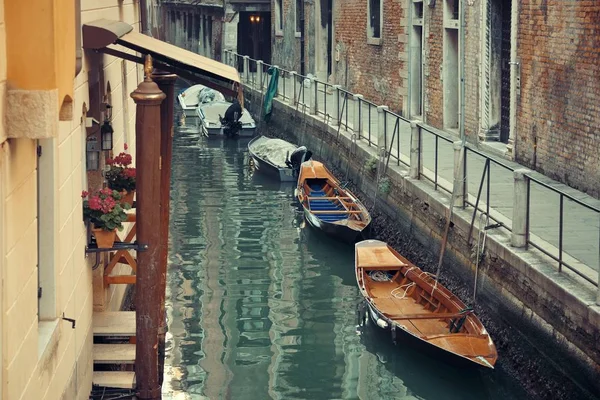 Parque Barcos Veneza Canal Beco Itália — Fotografia de Stock