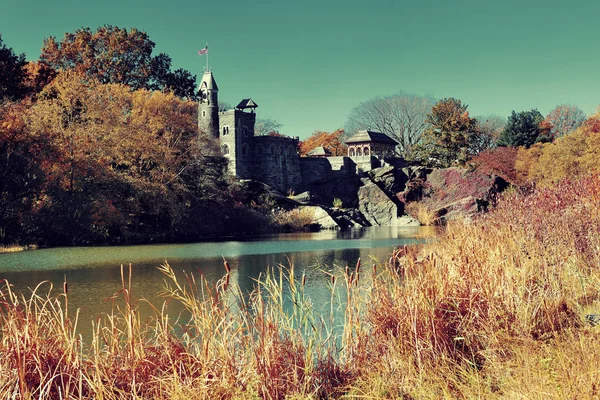 Central Park Musim Gugur Dengan Kastil Tengah Kota Manhattan New — Stok Foto
