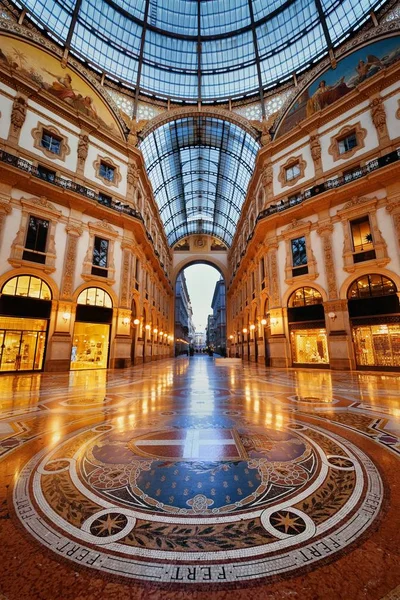 Galleria Vittorio Emanuele Alışveriş Merkezi Milano Talya — Stok fotoğraf