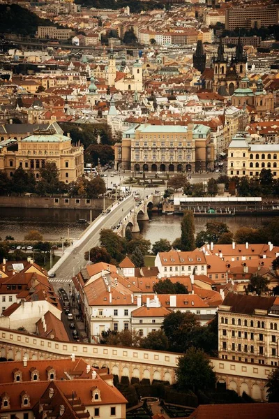 Prágai Tetőtéri Kilátás Történelmi Épületekkel Csehországban — Stock Fotó