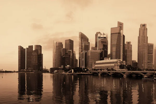 Skyline Singapore Con Edifici Urbani Sull Acqua — Foto Stock