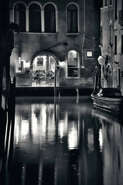 Ніч каналу Венеції — стокове фото