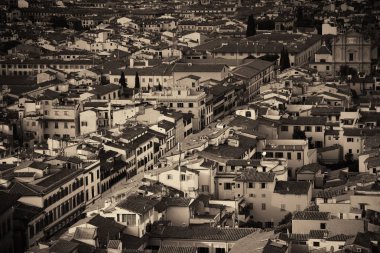 İtalya 'da Floransa' da eski binaların çatıları siyah beyaz