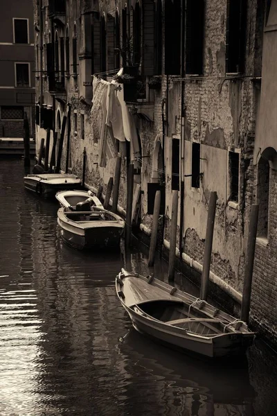 Parque Barcos Veneza Canal Beco Itália — Fotografia de Stock