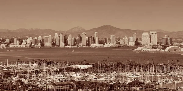 San Diego Skyline Centro Barco Puerto — Foto de Stock