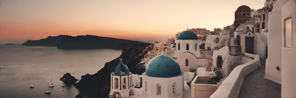 Santorini Ufuk Çizgisi Yunanistan Binalarla Birlikte Gün Batımı — Stok fotoğraf