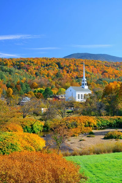 Stowe Autunno Con Fogliame Colorato Chiesa Comunitaria Vermont — Foto Stock