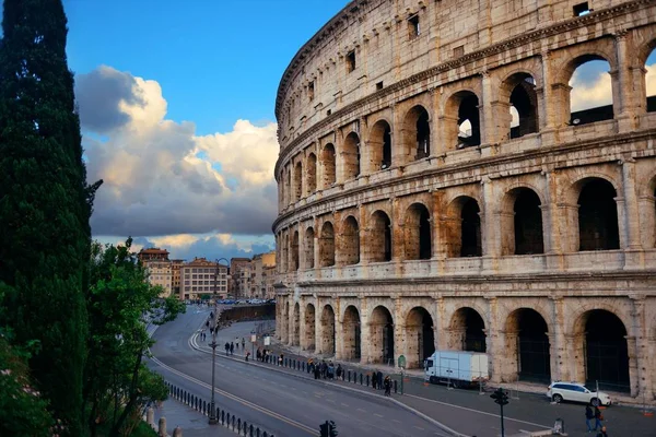 コロッセオ 世界的に知られているランドマークとローマのシンボル イタリア — ストック写真