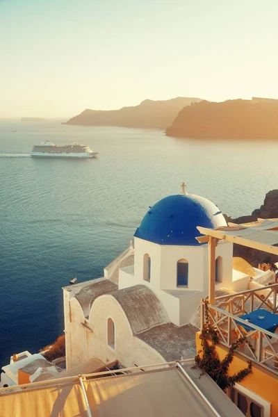 Santorini Skyline Синім Куполом Церкви Будівель Греції — стокове фото