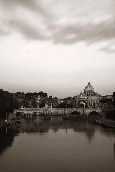 Fiume Tevere a Roma — Foto Stock