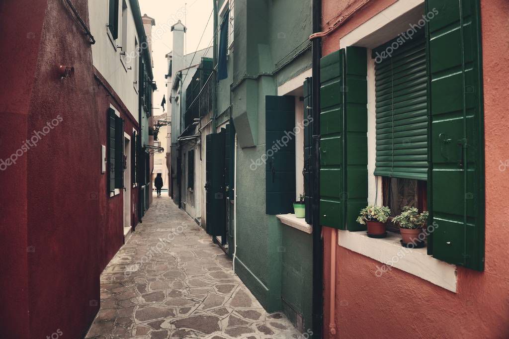 Фотообои Street view of Burano colorful historical buildings. Venice, Italy.