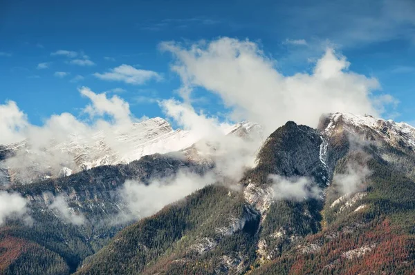 Vista Close Snow Mountain Parque Nacional Banff Canadá — Fotografia de Stock