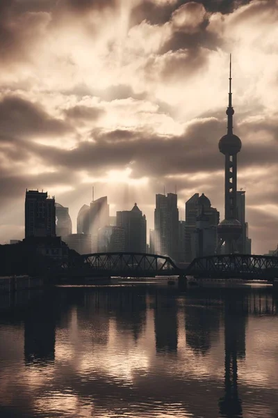 Manhã Xangai Com Céu Ensolarado Reflexões Água China — Fotografia de Stock