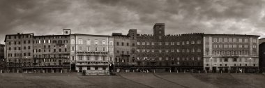İtalya, Siena 'daki Piazza del Campo Panorama' daki eski binalar.